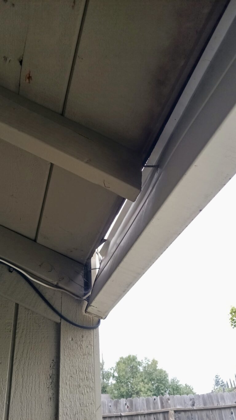 Gutter Cleaning and Repair in Roseville, CA