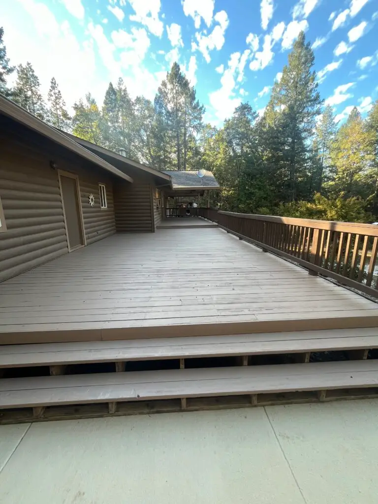 Deck and Fence Pressure Washing and Staining in Auburn